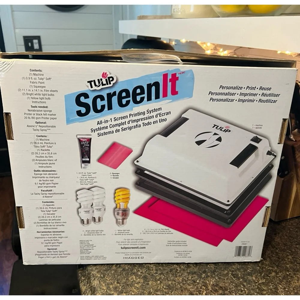 Tulip 29681 SCREENit Fabric Screen Printing Kit Light